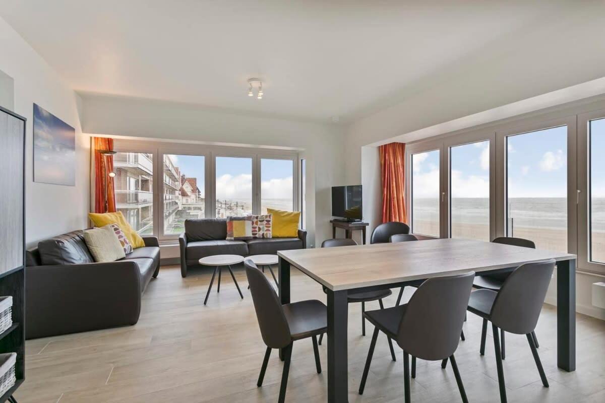 Huswell - Majestic Apartment With Breathtaking Sea View De Haan Eksteriør billede